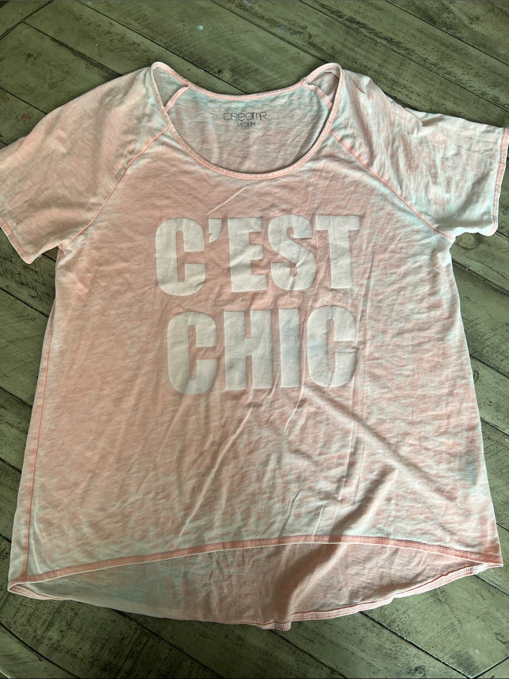 DreamR C'EST CHIC Coral Graphic Short Sleeve Tee MWOT S